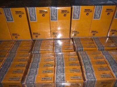 正品高希霸短號